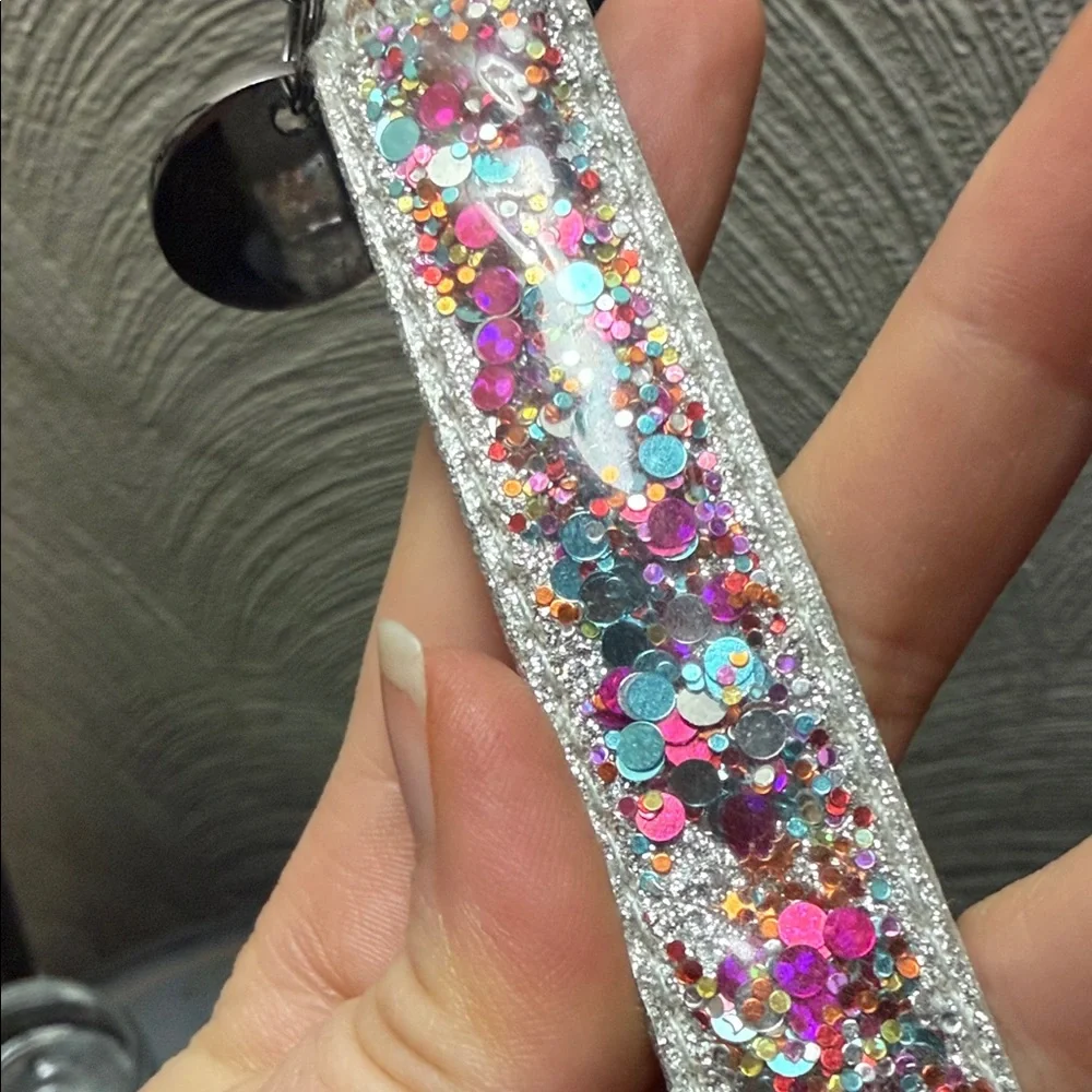 Packed Party Glittery Silver and Pink Dog Collar - Picture 6 of 11